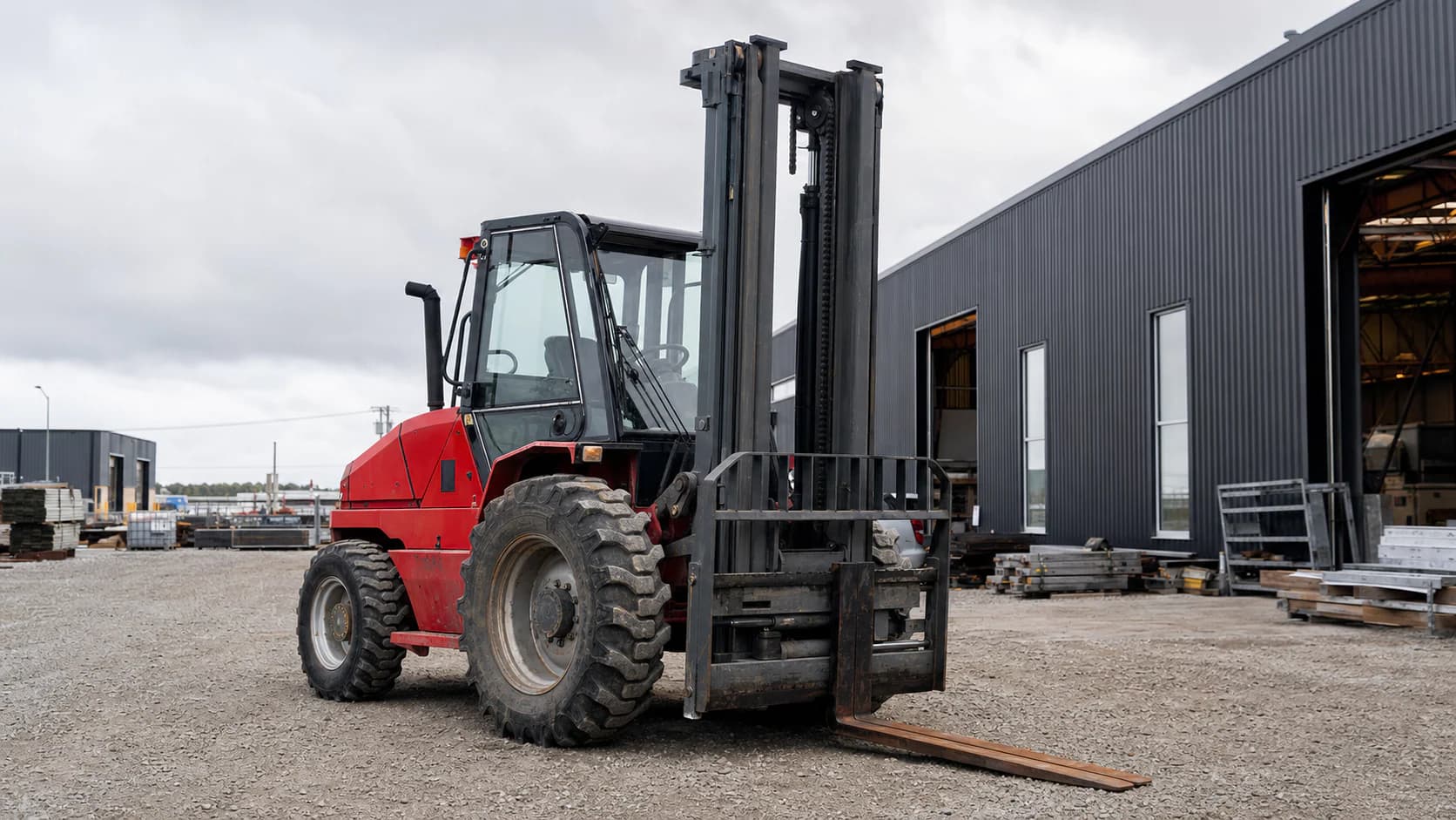 5-ton rough-terrain forklift
